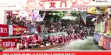 Cina, in migliaia per la sfida tra le 'barche drago'