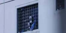 Pordenone, detenuto incendia materasso e muore intossicato