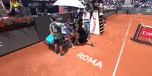 Lorenzo Musetti non giocher&agrave; il Roland Garros per infortunio