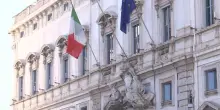 Atti sessuali con minore, Consulta: 'Pu&ograve; essere sospesa pena'