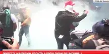 Proteste in Messico, scontri a pochi giorni dai Mondiali