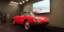 Salone Auto Parigi, ecco Alfa Romeo Cuorerosso