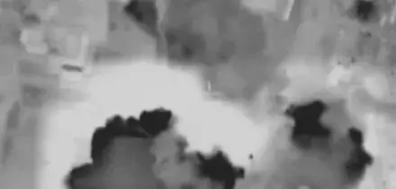 Libano, attacco israeliano contro un edificio di Beirut