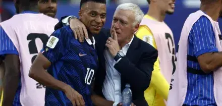 Mondiali, la Francia soffre ma passa col Paraguay: ora c'&egrave; il Marocco
