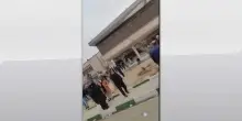 Proteste Iran, decine di vittime chiuse nei sacchi neri