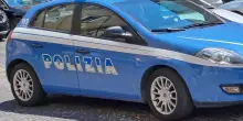Violenta donna a Napoli, bloccato da un gruppo di passanti