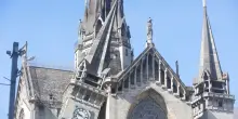 Terremoto Colombia, crolla la torre della cattedrale di Manizales
