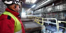 Lavoro, in aumento malattie professionali e burnout: i dati