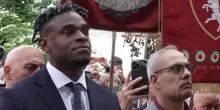 Grande emozione a Superga: capitan Zapata legge i nomi del Grande Torino. VIDEO