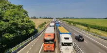 Incidente sulla A21 nel Piacentino, gravi due bimbe di 5 e 7 anni
