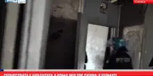 Sequestrata e violentata a Roma per tre giorni: 5 fermati