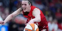 Indiana perde in casa e Clark se la prende con l'allenatrice: lo sfogo in campo