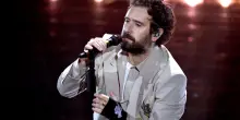 Sanremo 2026, Tommaso Paradiso con I romantici. Testo e recensione