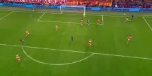 Galatasaray-Barcellona, il video della rabona di Yamal