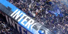 Scudetto Inter, &egrave; festa a San Siro tra fumogeni e cori. FOTO