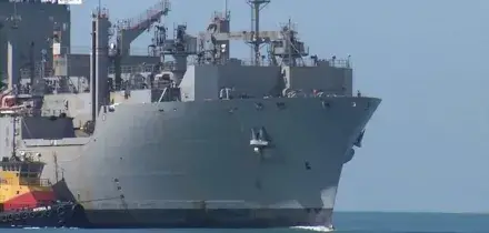 Venezuela, Trump impone blocco petroliere, Maduro: minacce grottesche