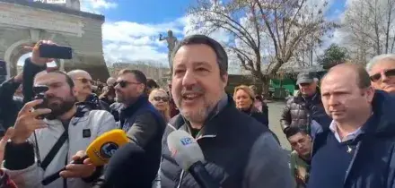 Iran, Salvini: bene Trump su petrolio russo