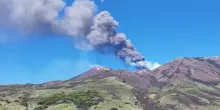 Etna e Stromboli si riaccendono: allerta volo, ma Catania &egrave; operativa