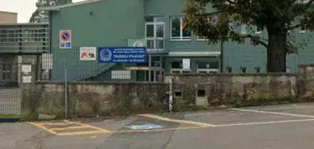 Lecco, investito da autobus primo giorno di scuola: 18enne gravissimo