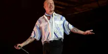 Chi &egrave; Macklemore, escluso da tour di Ed Sheeran dona 1 milione dollari