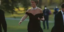 Il revenge dress di Lady Diana sar&agrave; venduto all'asta da Sotheby's