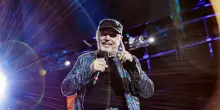 Vasco Rossi: 'Mamme siete voi le vere rockstar'. Il post sui social