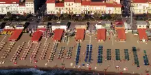 Diritti dei bagnanti in spiaggia, cosa sapere su regole e divieti