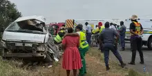 Sudafrica, incidente fra camion e scuolabus: morti 13 bambini