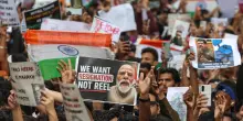 Proteste degli Scarafaggi in India, cos'&egrave; il Cockroach Janta Party