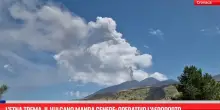 L'Etna trema, il vulcano manda cenere: operativo l'aeroporto