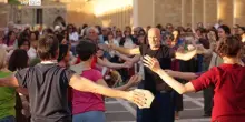 Gibellina, cittadini danzano 'Cerimonia' di Virgilio Sieni