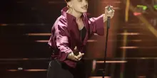 Olly canta Balorda Nostalgia a Sanremo 2026. VIDEO