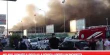 Milano, domato il rogo alla Bovisa: aperta un'inchiesta