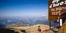 Francia, funivia urta una gru all'Alpe d'Huez: 23 feriti