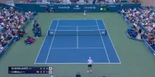 Cobolli magico a New York: il tweener beffa Schoolkate
