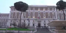 Dossier Viminale, diminuiscono i reati nel 2026, anche i femminicidi