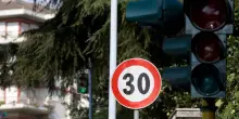 Da Milano a Roma, il limite dei 30km/h nei centri urbani funziona?
