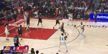NBA, 25 punti di Damian Lillard contro Phoenix