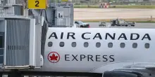 Air Canada, pilota aerei di linea per 17 anni senza licenza