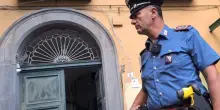 Napoli, 35enne muore in ambulanza dopo essere stato colpito col taser