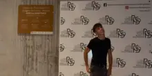 Emiliano Fiasco lascia l&rsquo;Italia e ringrazia Maria De Filippi. Il post