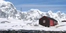 Antartide, contare i pinguini: al via la missione a Port Lockroy
