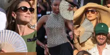 Ventaglio mania, l'accessorio trend dell'estate 2026 contro il caldo