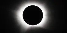 Eclissi solare totale, le spettacolari immagini dal mondo. FOTO