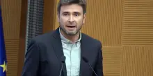 Di Battista resta a Cuba, dopo operazione slittato rientro in Italia