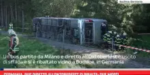 Germania, bus diretto all'Oktoberfest si ribalta: due morti