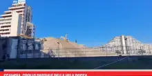 Crollo parziale della Vela Rossa a Scampia, nessun ferito