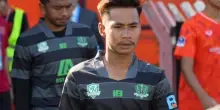 Thailandia, un calciatore muore colpito da un fulmine in campo