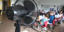 Sesta ondata di caldo, allarme dei medici: rimandare riapertura scuole