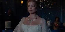 Cime Tempestose, la scena con le ascelle non depilate di Margot Robbie